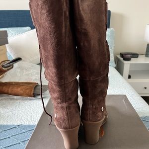 UGG ELSEY ESPRESSO SIZE 7